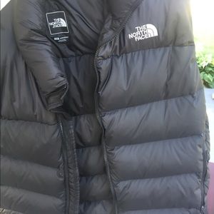 Men’s Northface Vest